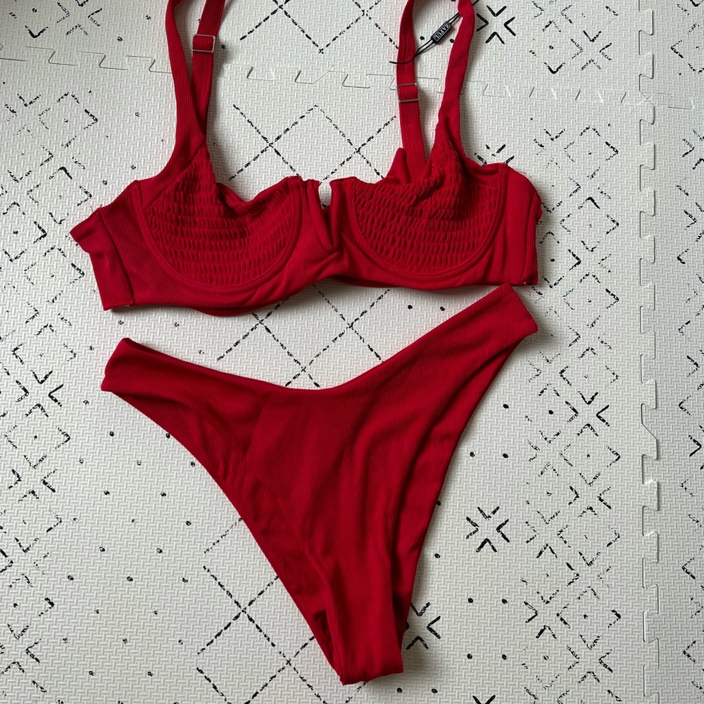 Red bikini set